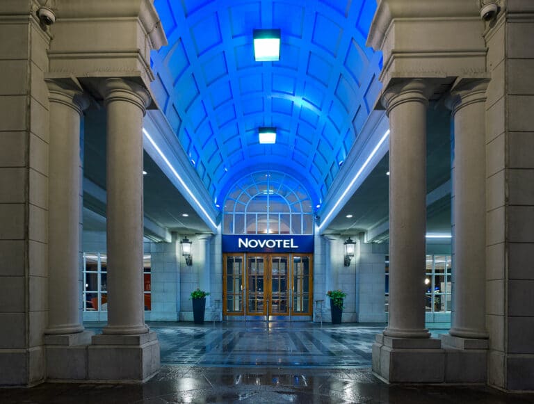 novotel toronto